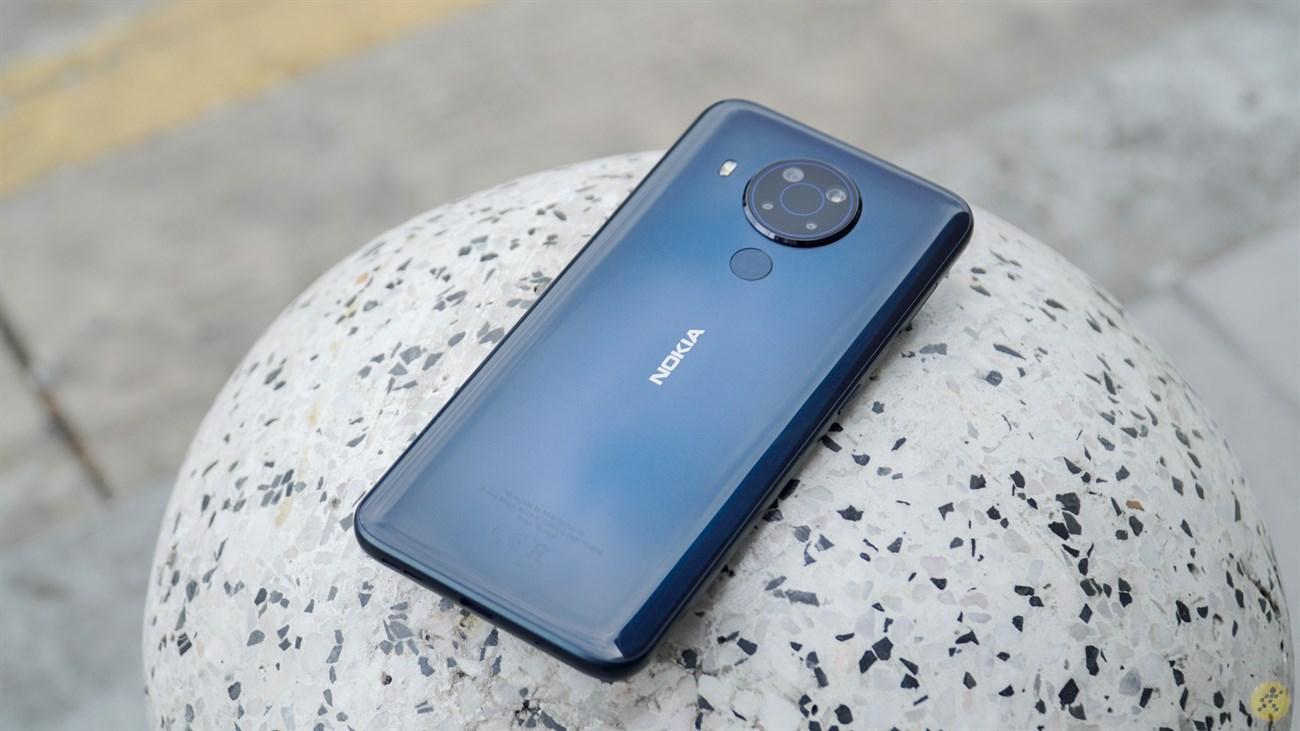 Nokia 5.4 - Thiết kế đơn giản, tinh tế