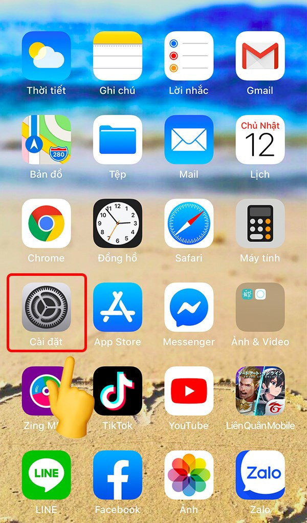 alt text: Cài đặt iCloud trên iPhone