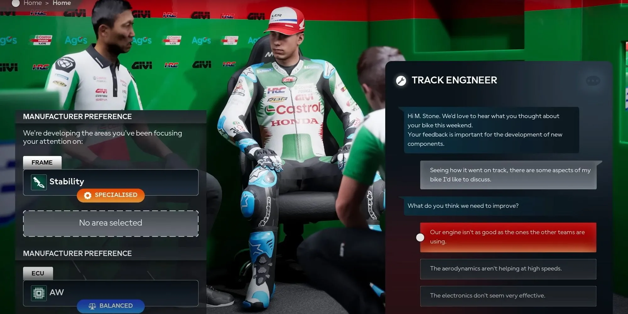 Giao diện họp đội sau chặng đua trong MotoGP 25, nơi người chơi tùy chỉnh chiến thuật
