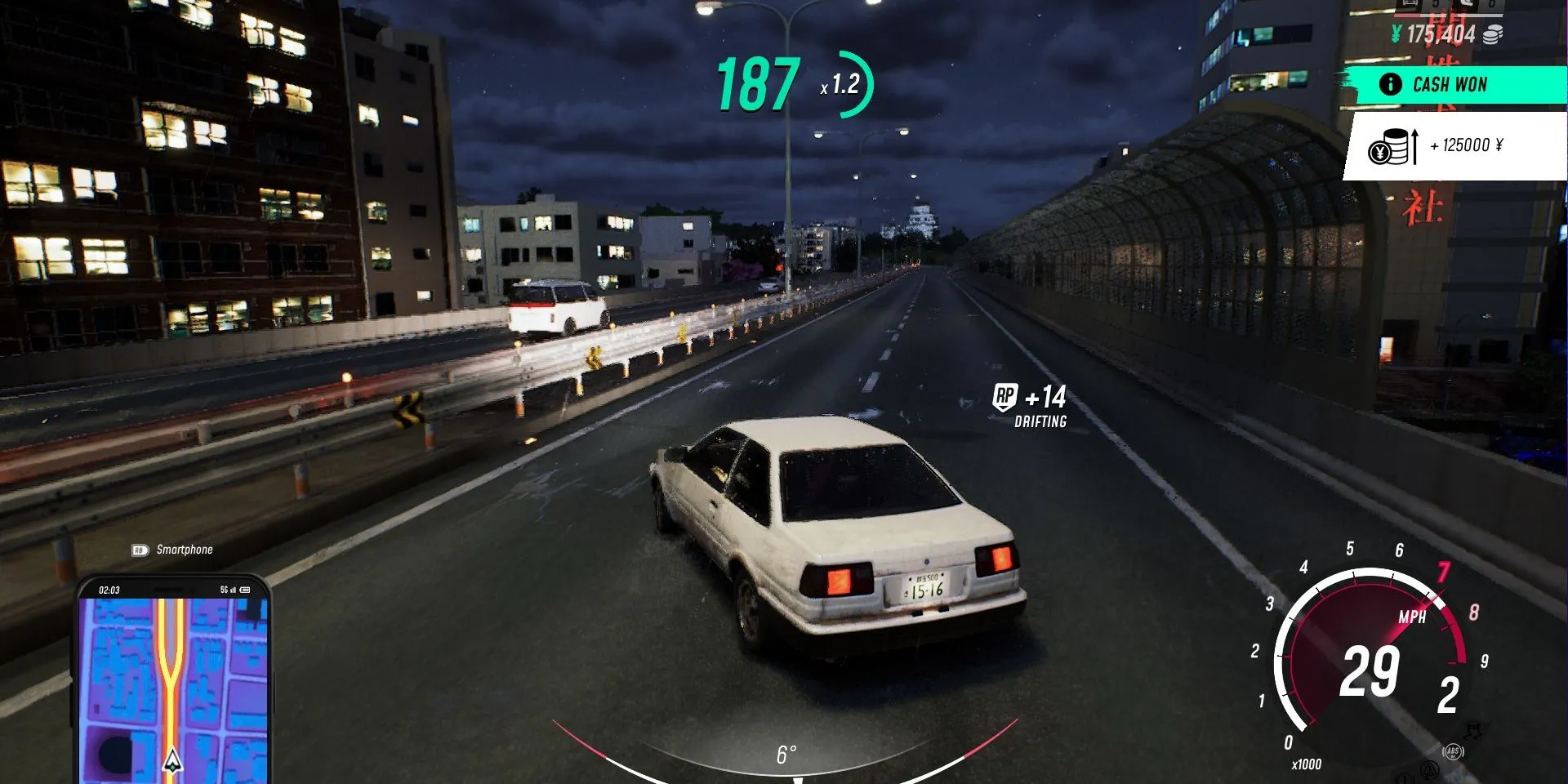 Người chơi drift qua đường phố trong JDM Japanese Drift Master