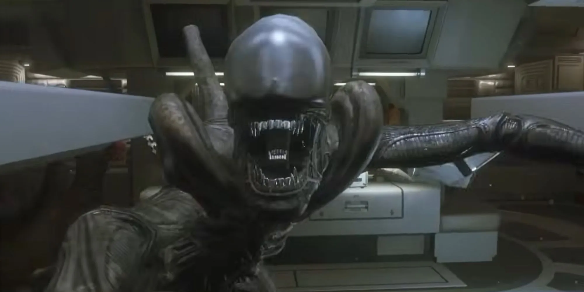 Alien Isolation Xenomorph attack