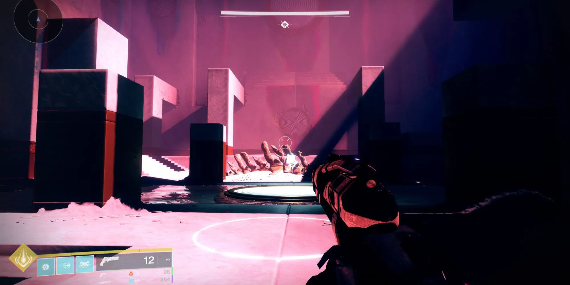 Một người chơi Destiny 2 chuẩn bị gửi motes tại một trong các tấm đệm trong Hexahedron dungeon Prophecy