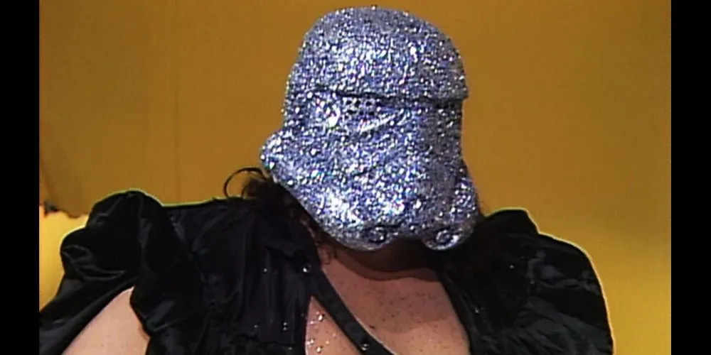 Shockmaster vấp ngã khi ra mắt