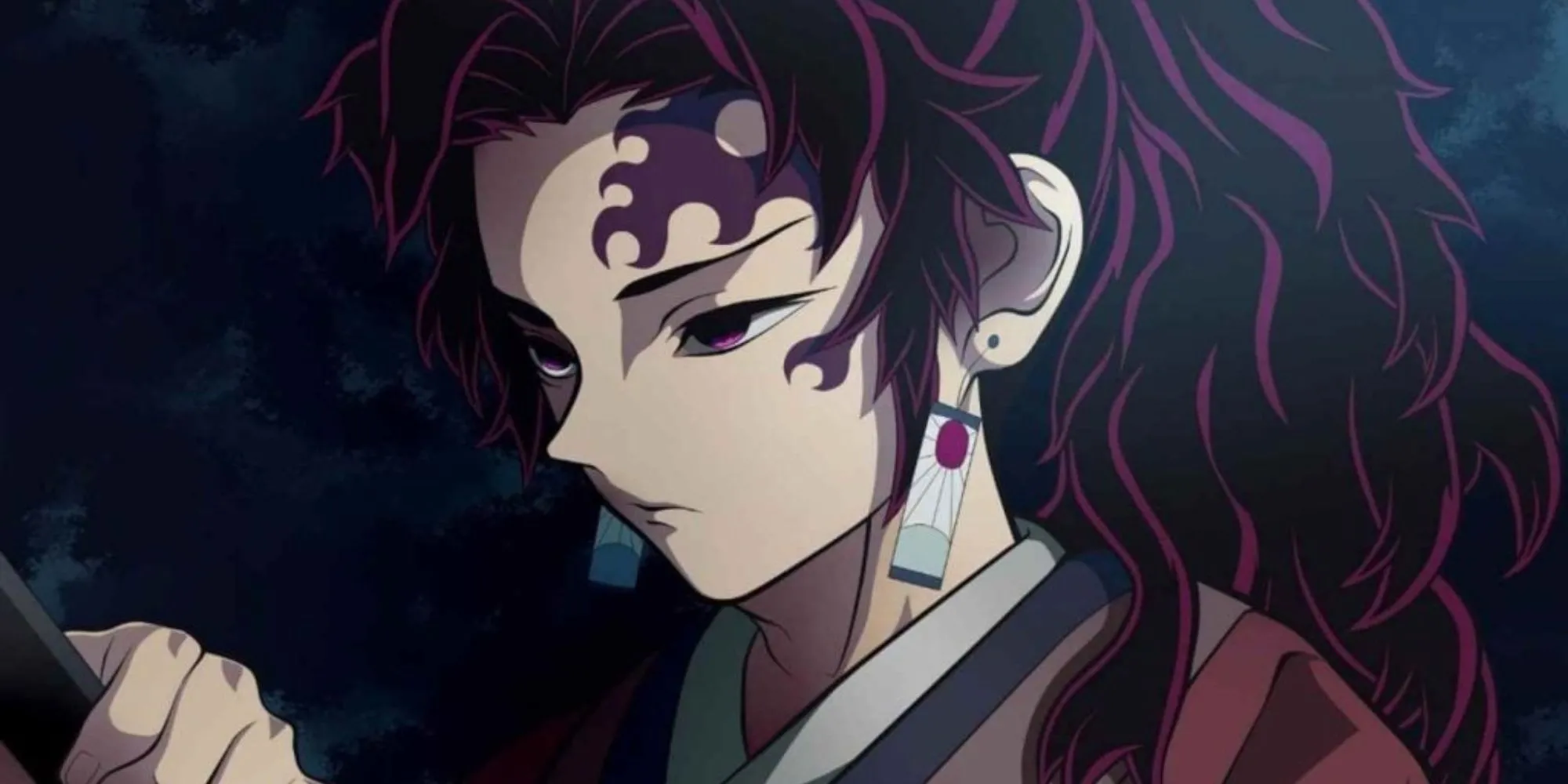 Yoriichi Tsugikuni từ Demon Slayer với thanh kiếm Nichirin đặc trưng