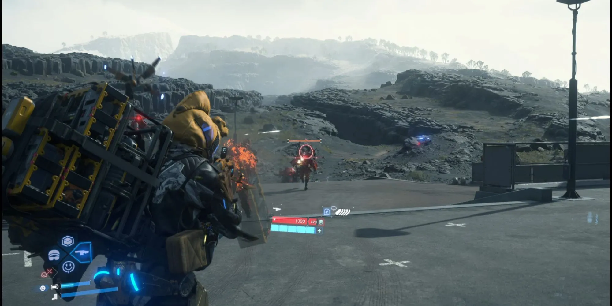 Sam Bridges né tránh một cuộc tấn công của kẻ thù người trong Death Stranding 2